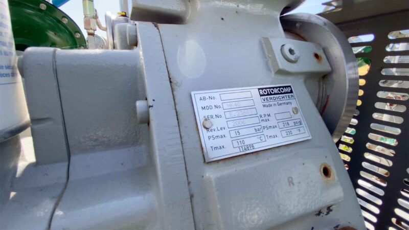 Two FREE 10HP VRU Compressors Rotorcomp NK40 available for pickup in Three Hills Alberta - 6