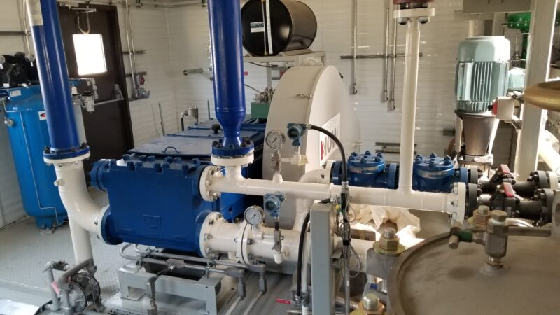 For sale surplus new never-used 200HP National 200T-5L Triplex Injection / Disposal Pump Package – Alberta Canada production equipment pump systems positive displacement 9