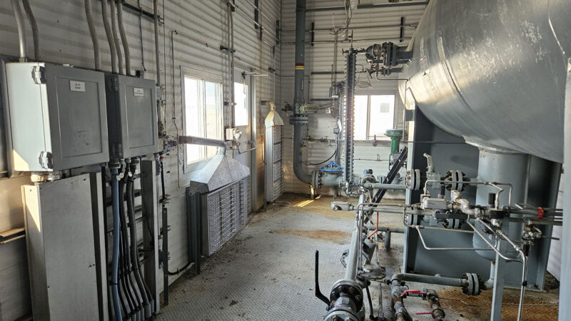 For sale used surplus 48” OD x 18’ 1435 psi Sour Horizontal Separator Package w/ Oil & Condensate Boots Alberta Canada Vessel 14