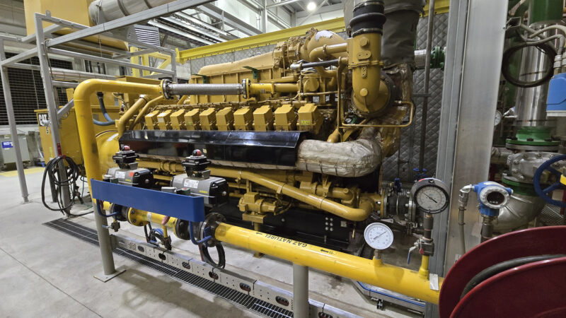 Used Caterpillar G3520C 2055kW 2MW 4160V 60Hz Natural Gas Open-skid Generator Packages CJV-U588 - Image 4